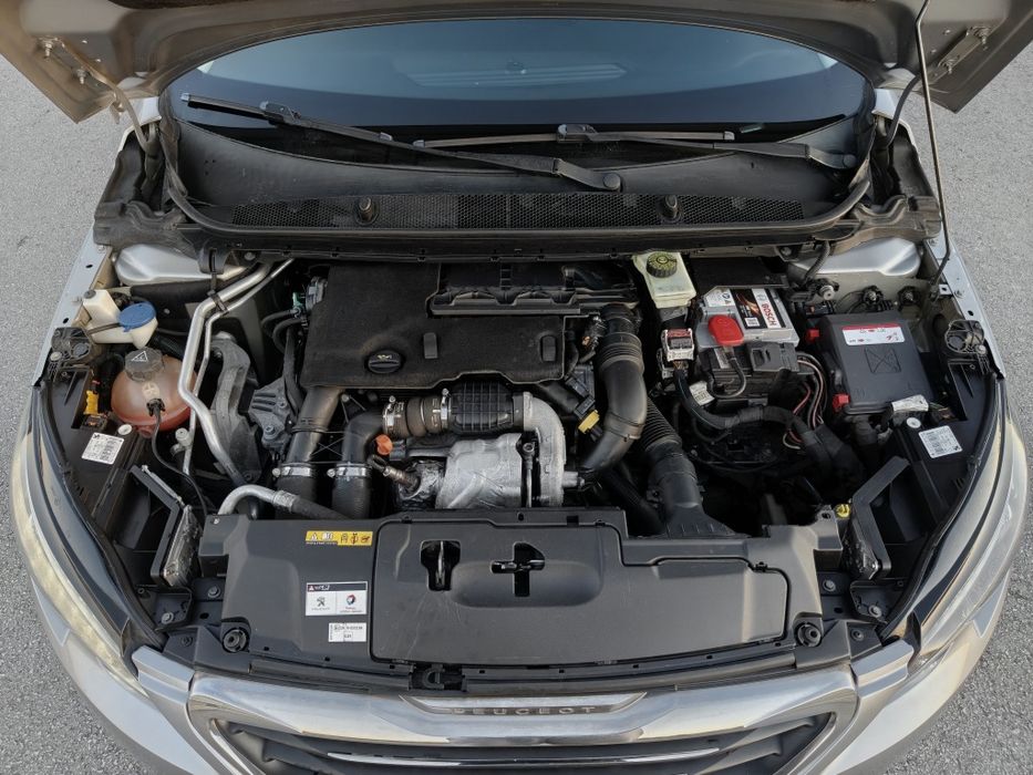 Peugeot 308 Allure 1.6 HDI 115cv Nacional
