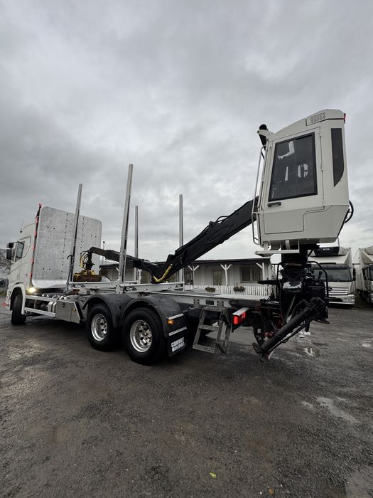 Zabudowa dzwig lesny hds