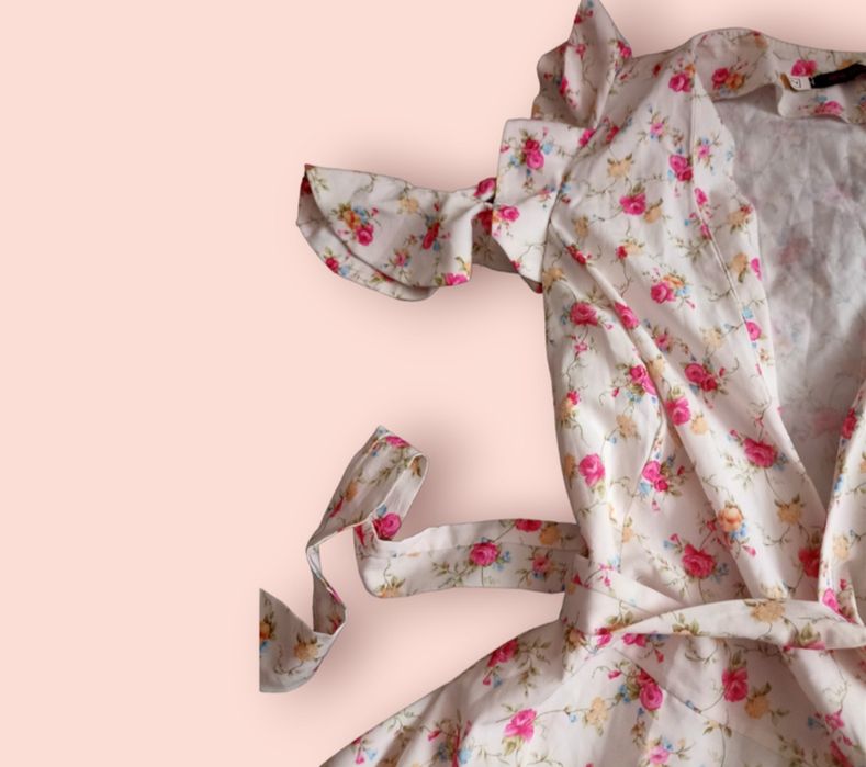 Літня стильна жіноча сукня