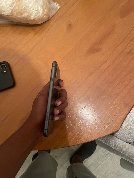 Iphone 11 preto 64gb