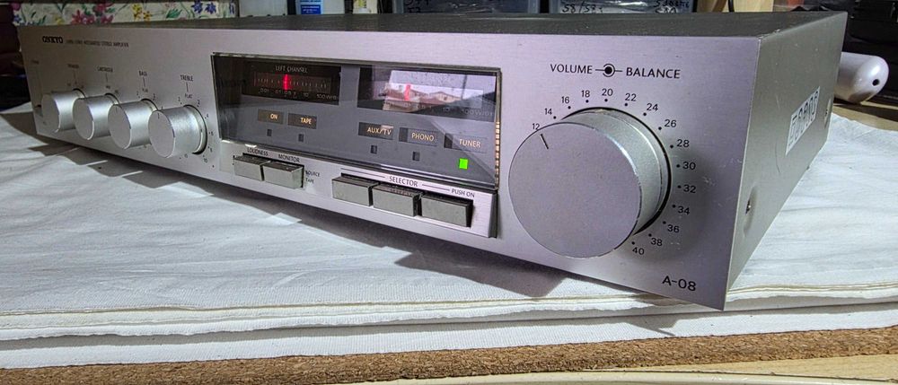Amplificador ONKYO A-08    100% Funcional