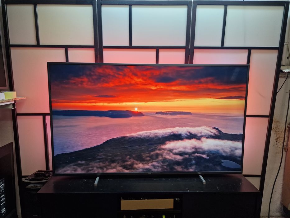 Philips 65cali 4K UHD Ambilight SMART telewizor