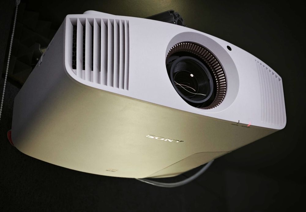 4к Проектор Sony VPL-VW320ES