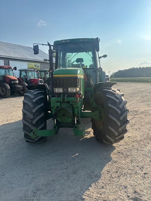 John Deere 6900