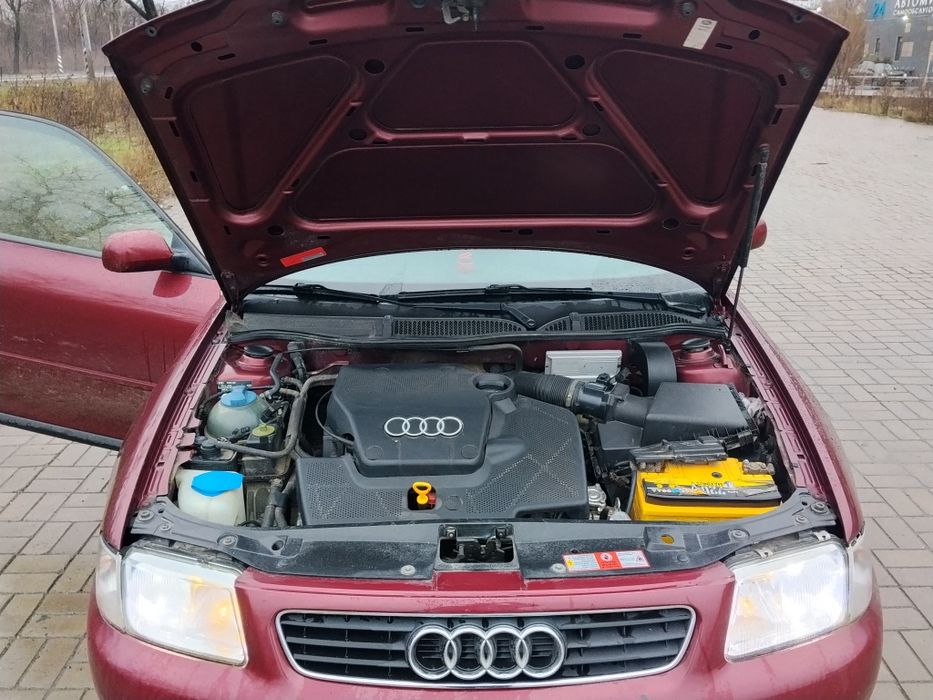 Продам Audi A3 2000р 1.6газ-бензин, автомат, дуже хороший стан