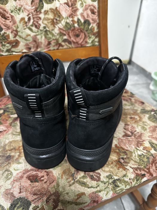 Ботинки кохані Clarks