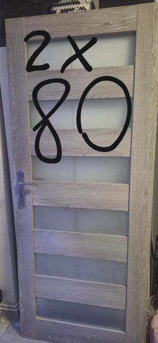 1 sztuka drzwi lewych pokojowych