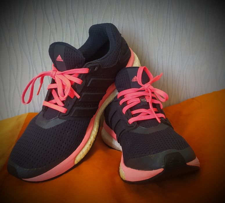 Оригінальні Кросівки Adidas techfit розм41,5