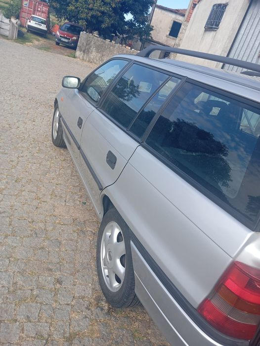 Opel Astra 1.4 gasolina