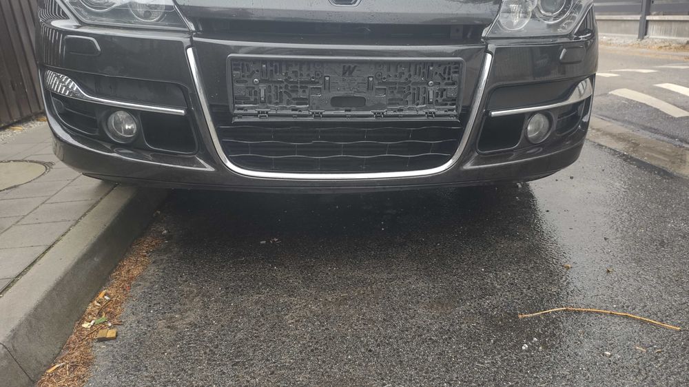 Renault Laguna 3. 2012 Rok Przód Czarny NV 676