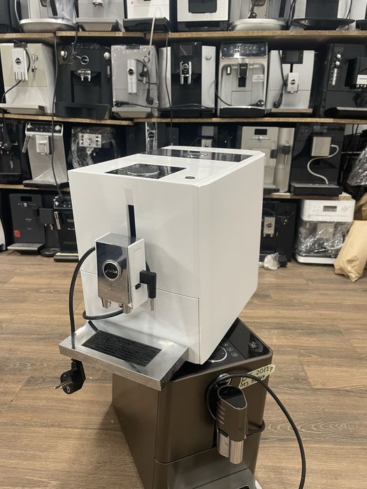 Кавомашина Jura Impressa A7 Piano White