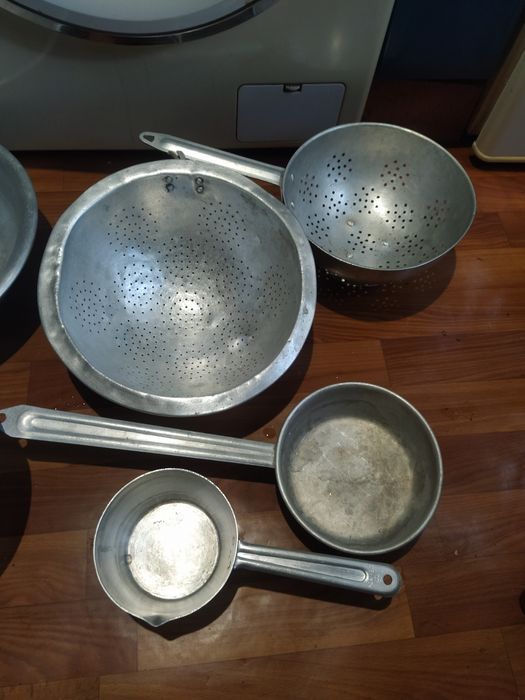 Казан Чугунок Таз Миска Друшляк Друшлаг Ковш Форма для выпечки