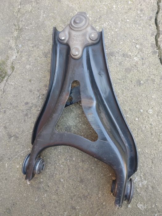 Renault duster передній лівий речаг у зборі Рено Дастер