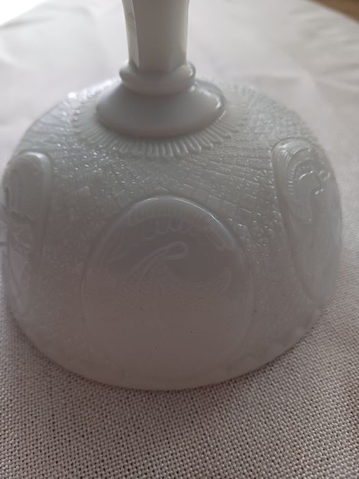 Pucharek lattimo Medaliony