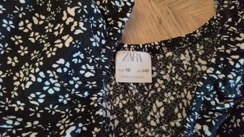 Sukienka Zara rozm. 140