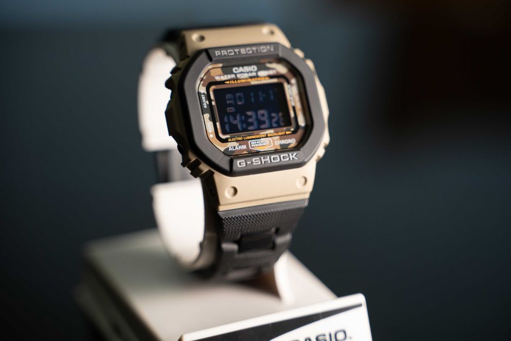 Casio G-Shock DW-5610SUS Khaki Camouflage, stan idealny
