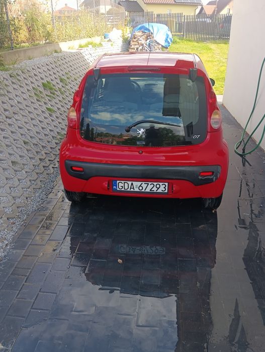 Peugeot 107 2006r