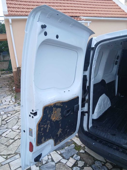 Renault Kangoo 2017 3 Lugares – Revisões em Dia