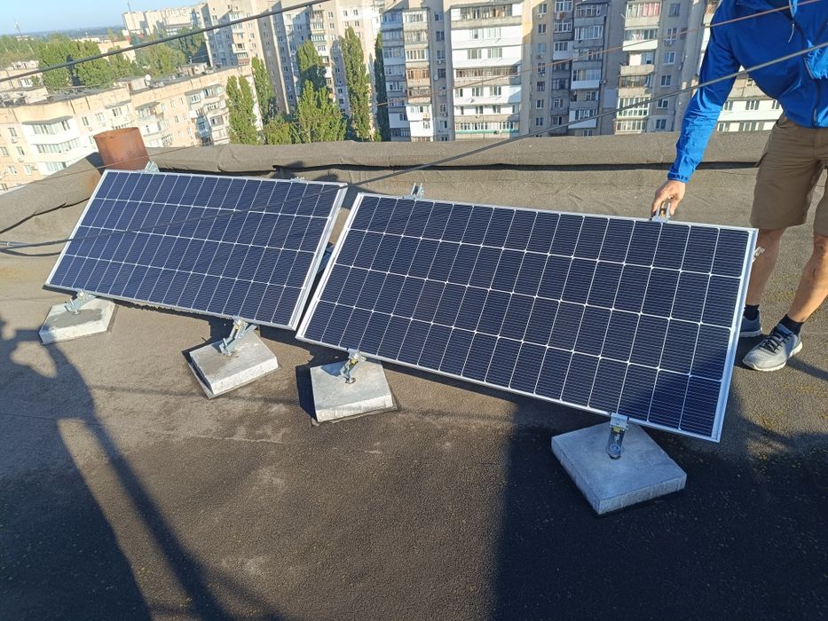 Солнечные панели+зарядная станция.