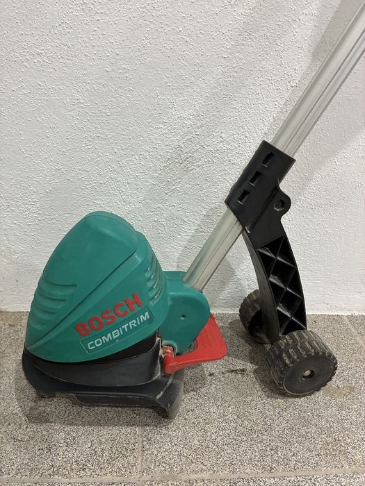 Aparador de Relva Bosch Combitrim com Rodas
