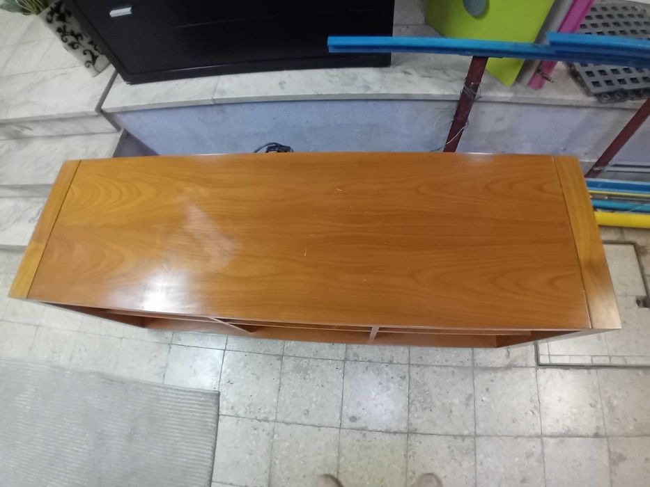 Móvel de TV em cerejeira