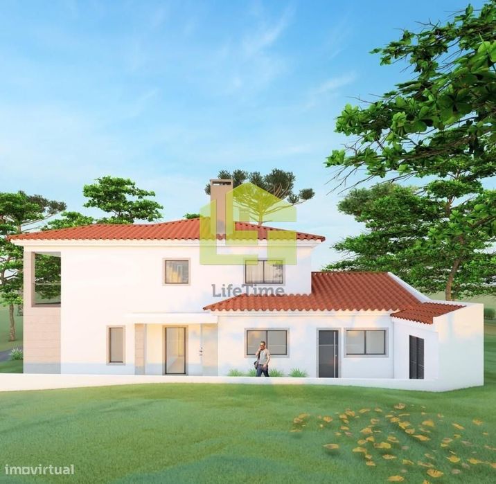 Moradia unifamiliar com 2 pisos - Tipologia T4+1, implantada em lote c