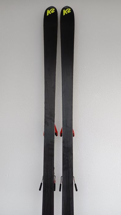 Skis K2 Black Magic