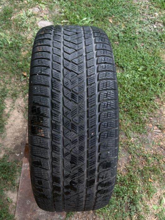 Продам нові шини Pirelli