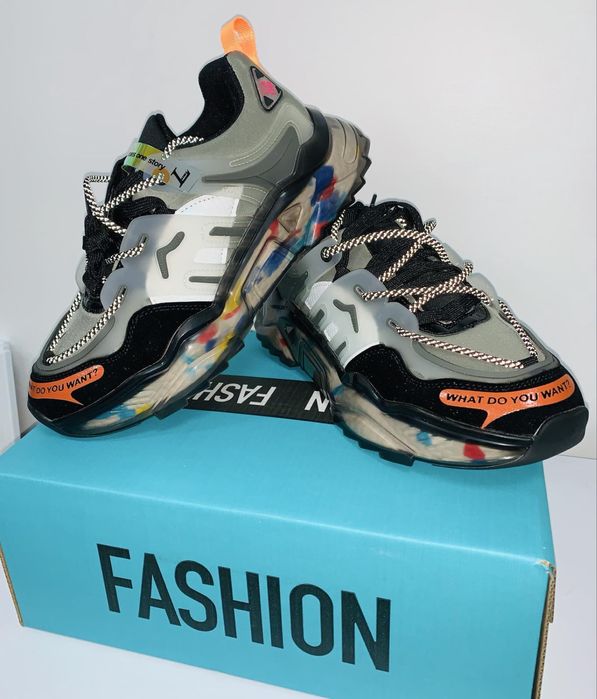 Кросівки оптом | Та роздріб