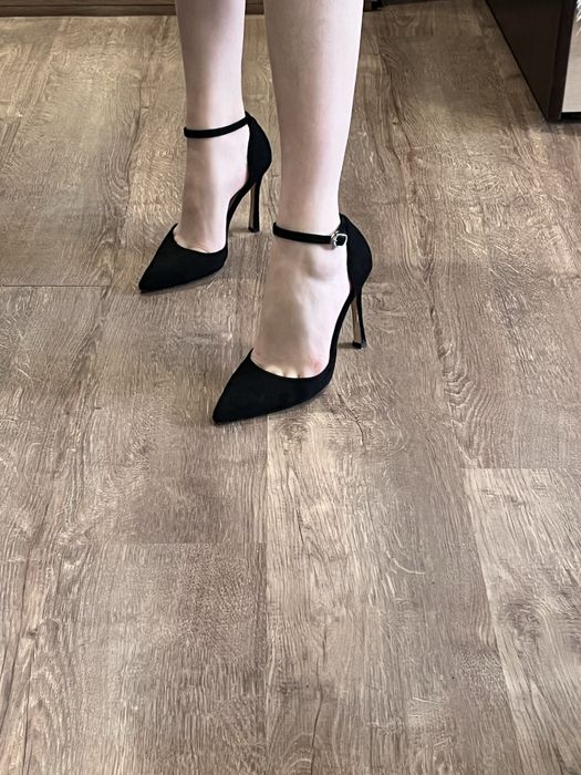 Туфлі зашеві, шпилька