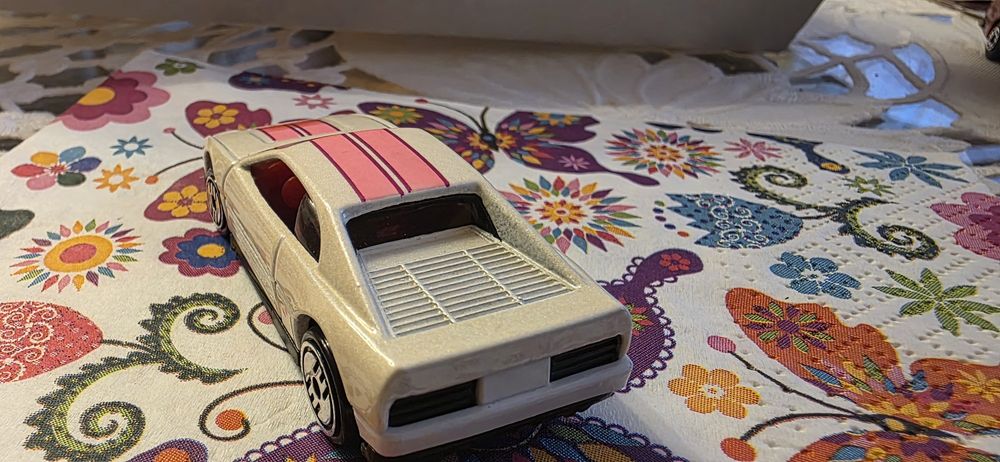 Hot wheels Ferrari 348 z 1990 r