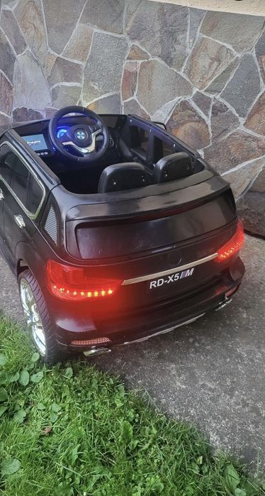 Дитячий електромобіль BMW X5!