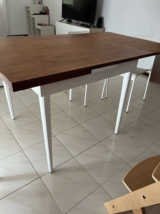 Mesa renovada extensivel