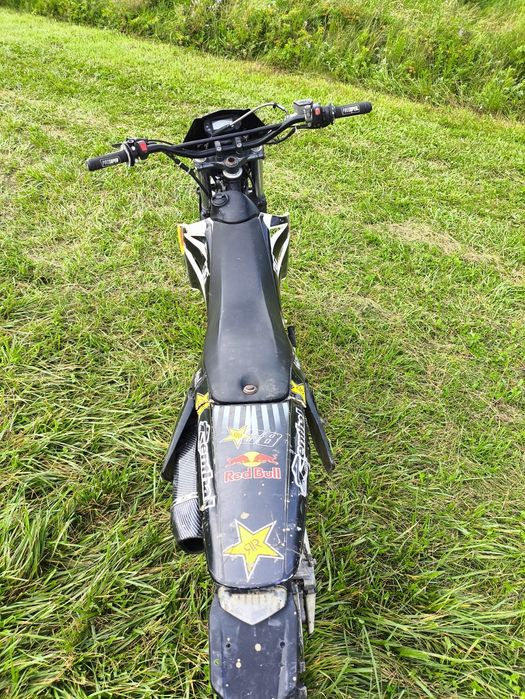 Motocykl Beta RE/RR 125