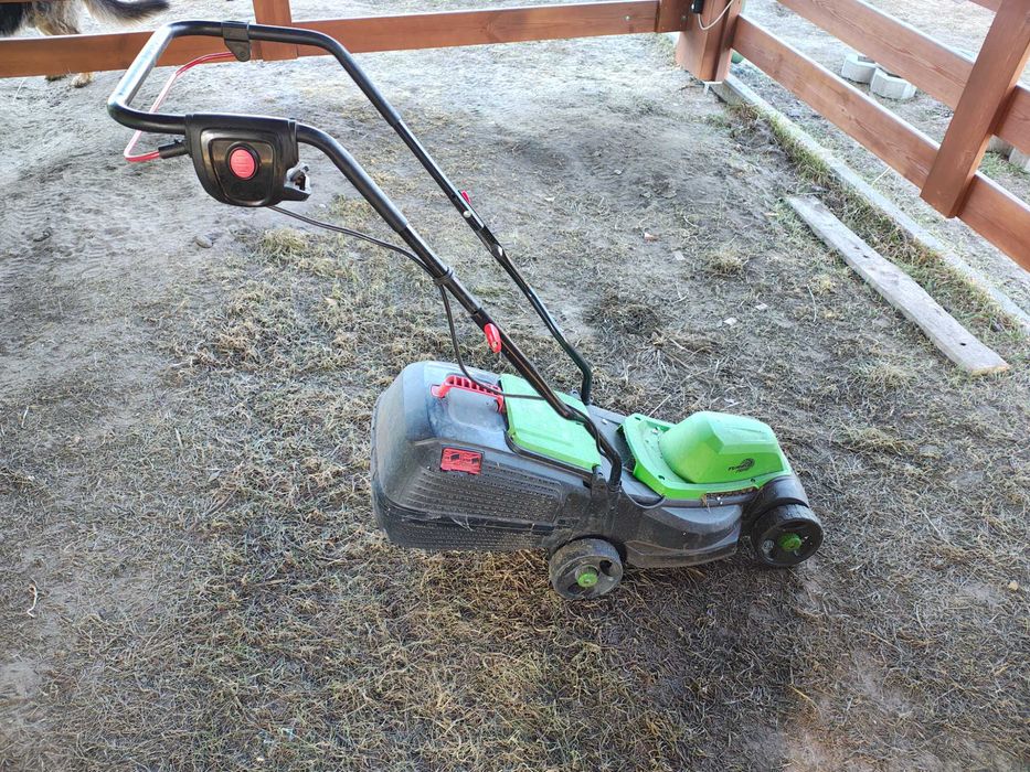 Sprzedam kosiarkę elektryczną