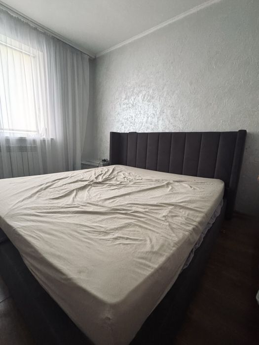 Продам ліжко з матрасом