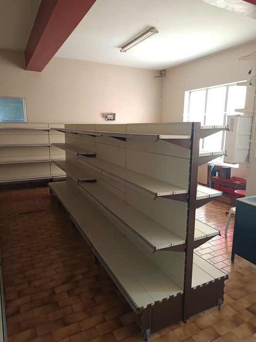 Aluga -se supermercado