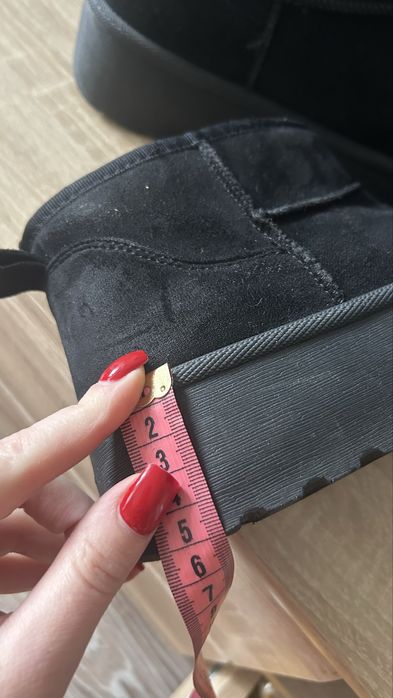 Чоботи жіночі (штучне хутро)