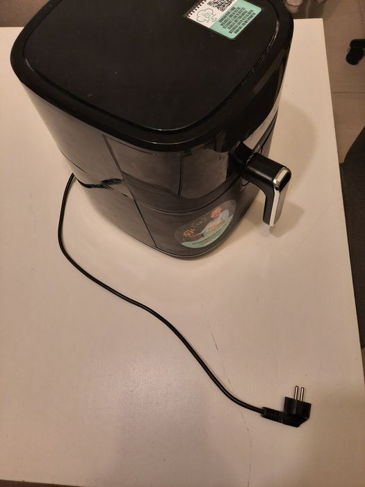 Vendo Air Fryer nova