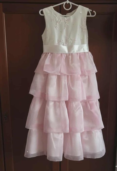 Сукня святкова. .