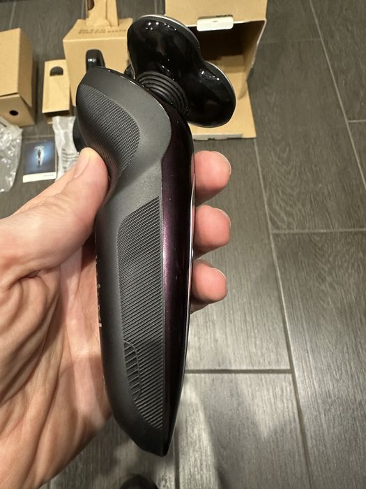 Электро бритва Pfilips 9000