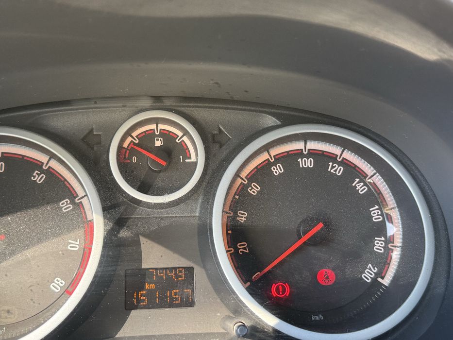 Opel Corsa D 1.2 -07