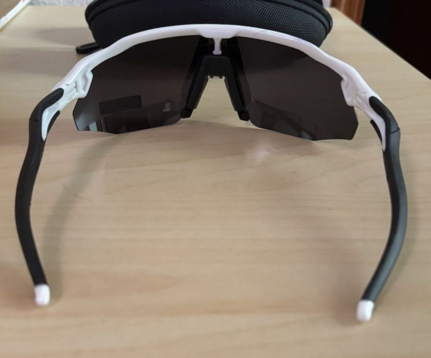 Óculos Oakley Radar EV Path branco  com lentes Prizm Snow