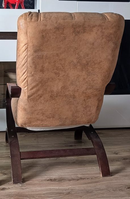 Fotel jeden beżowy wygodny