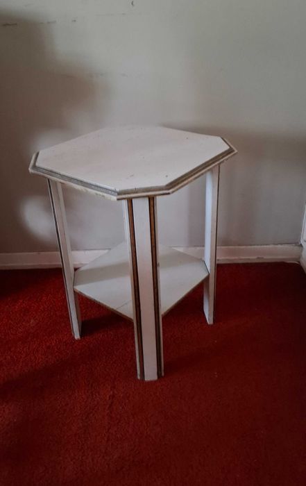 Mesa Lacada Estilo Luis XVI