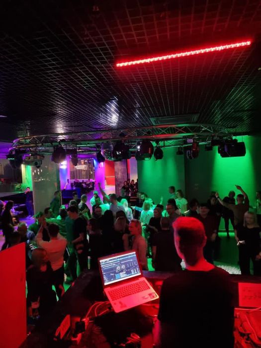 Dj na twoją imprezę z dobrym nagłośnieniem