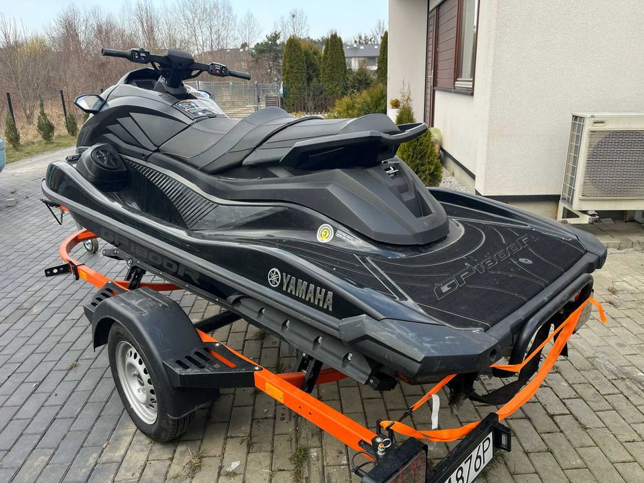 Jet-ski Yamaha GP 1800R de 2023 Black Edition