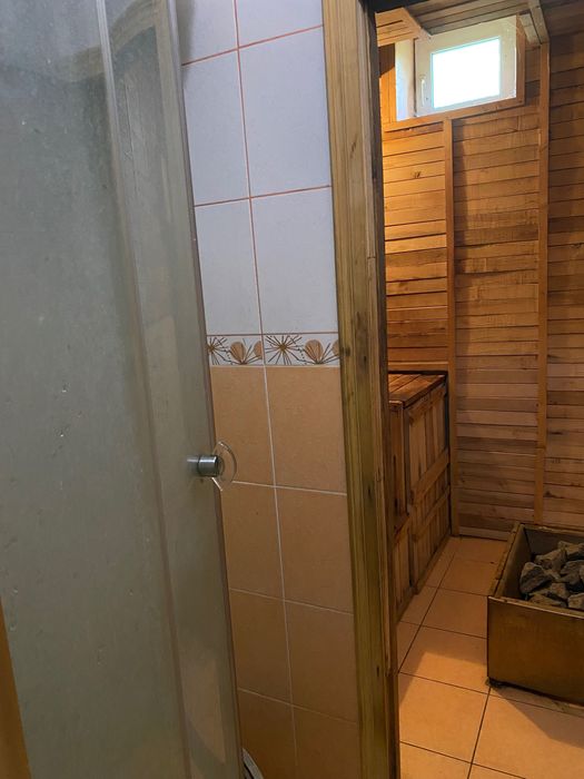 Продам двохповерховий будинок