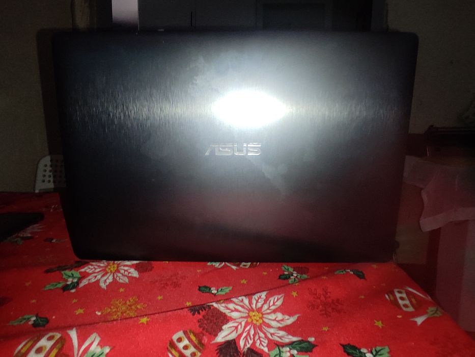 Portátil ASUS i7 gráfica de 2 gb disco de 250gb ssd 16 de ram último preço só hoje