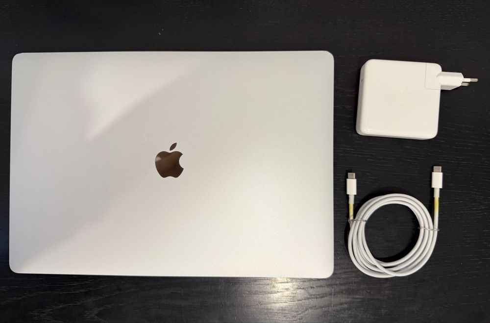 MacBook Pro 16" 2019 | Core i9 | 16GB RAM | 500GB SSD | Bom Estado